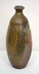 Vase with pine ash jewel